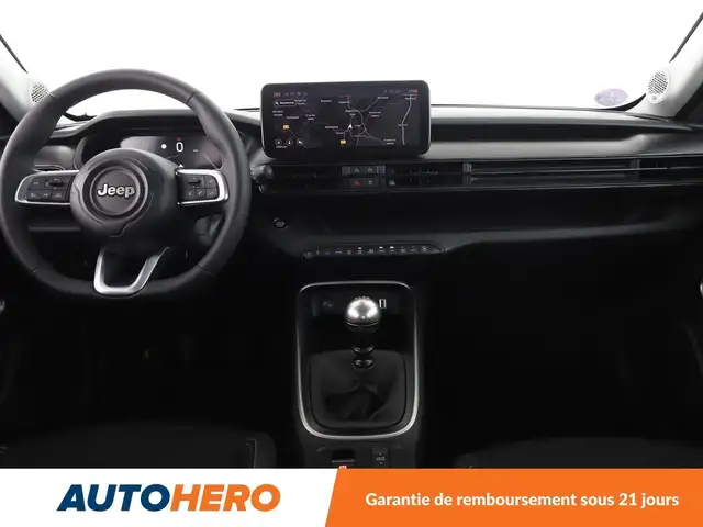 Jeep Avenger view 12