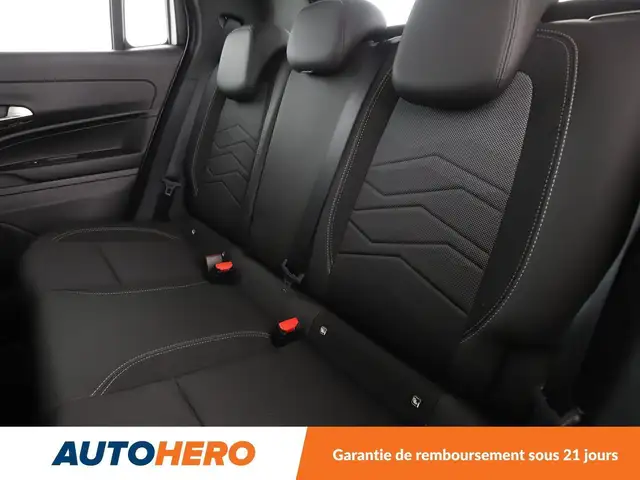 Jeep Avenger view 14