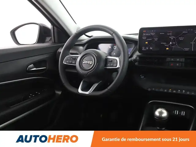 Jeep Avenger view 13