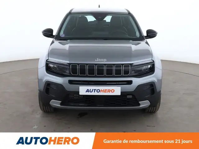 Jeep Avenger view 9