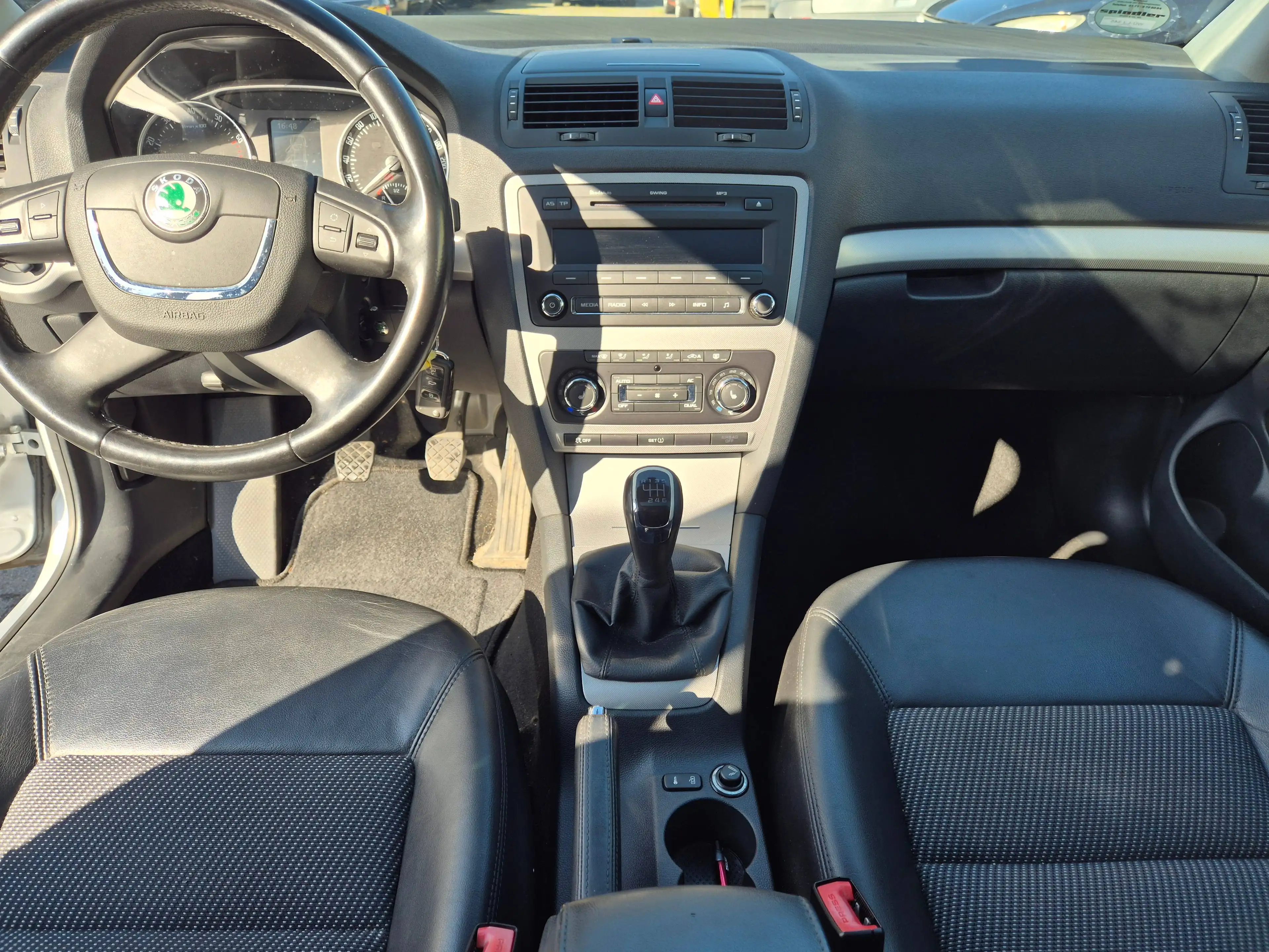 Skoda Octavia Elegance *1.Hand*93tkm*TÜV2028*XENON*Sitheizg*PDC*uvm... — photo 12