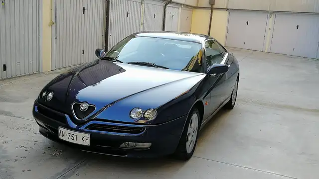 Alfa Romeo GTV