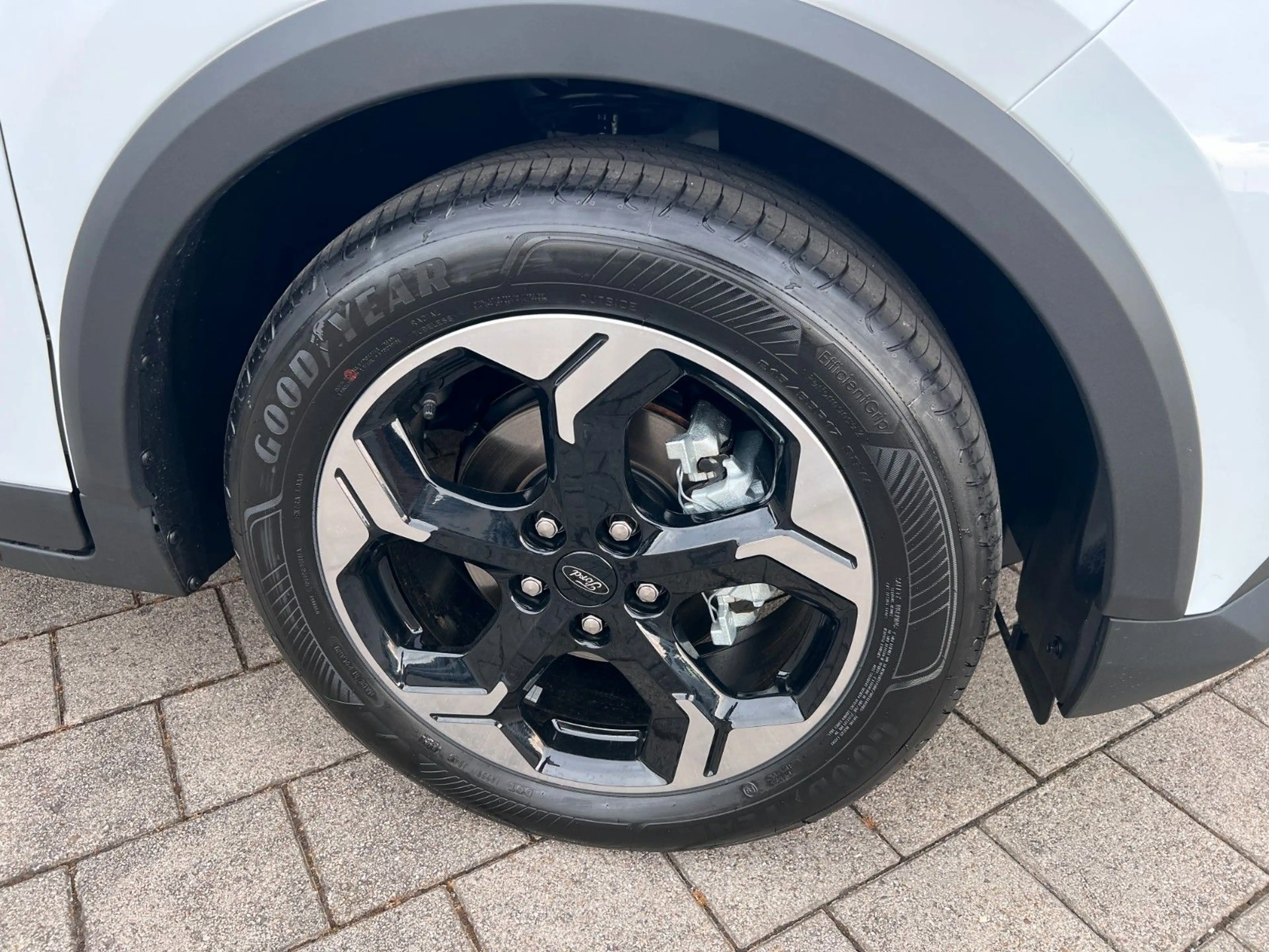 Ford Tourneo Courier 1.0 EcoB. Aut. Active AHK 4J GAR — photo 4
