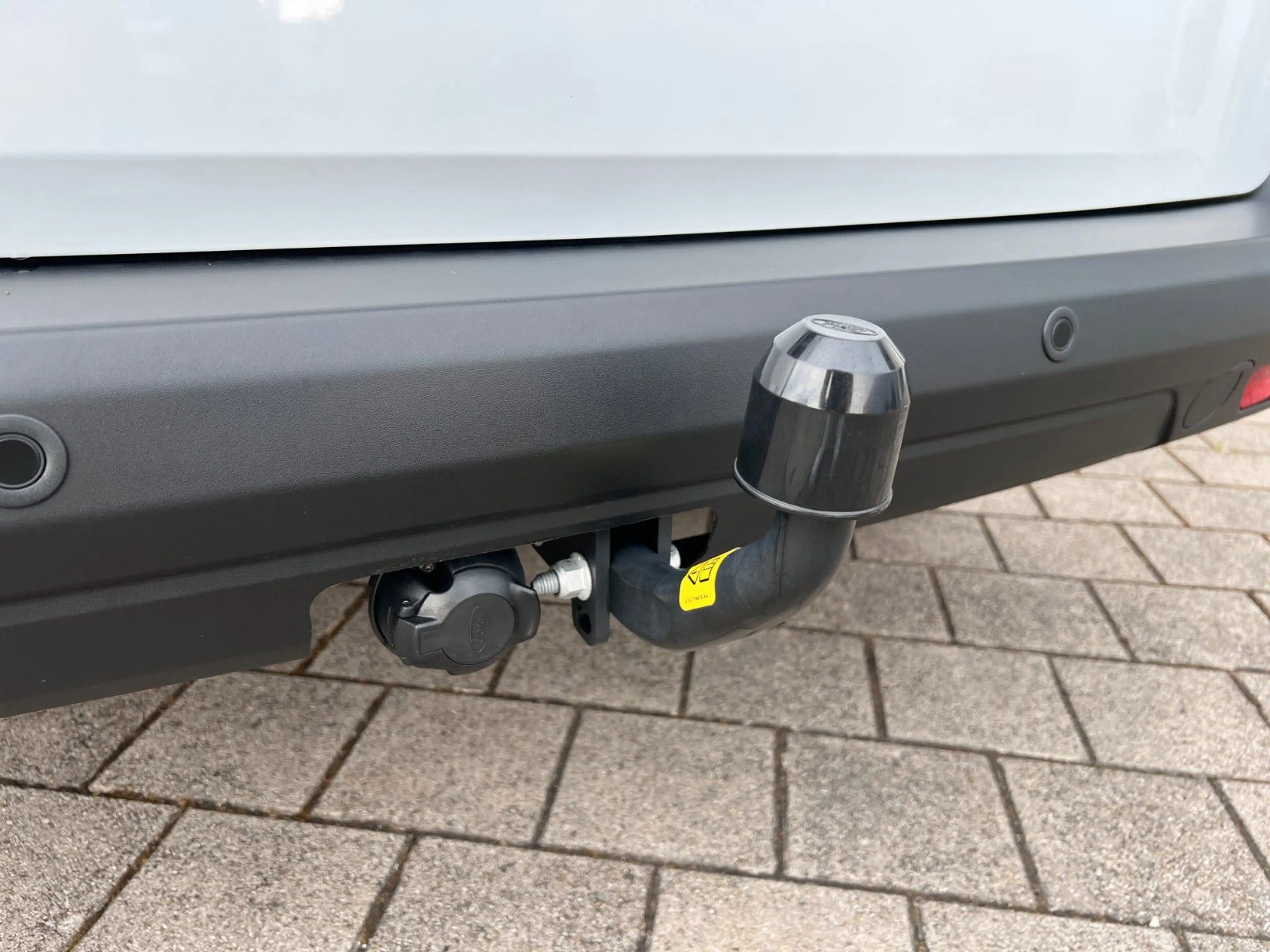Ford Tourneo Courier 1.0 EcoB. Aut. Active AHK 4J GAR — photo 11