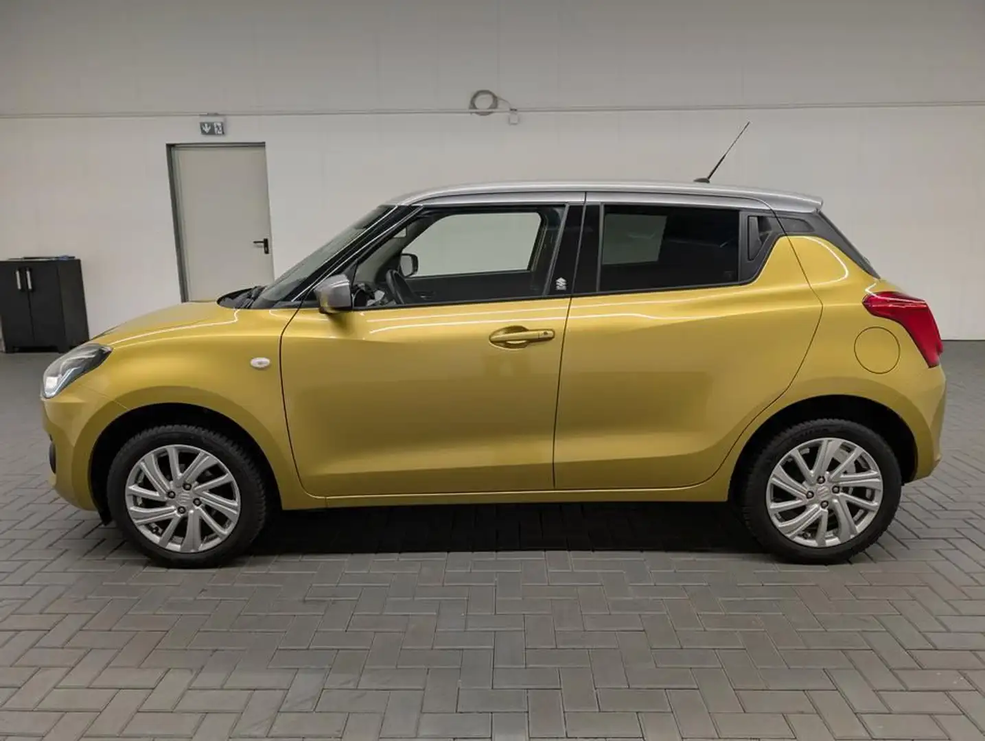 Suzuki Swift Allgrip LED/Carplay/SHZ/Kam/DAB/16 LM Gold - 2