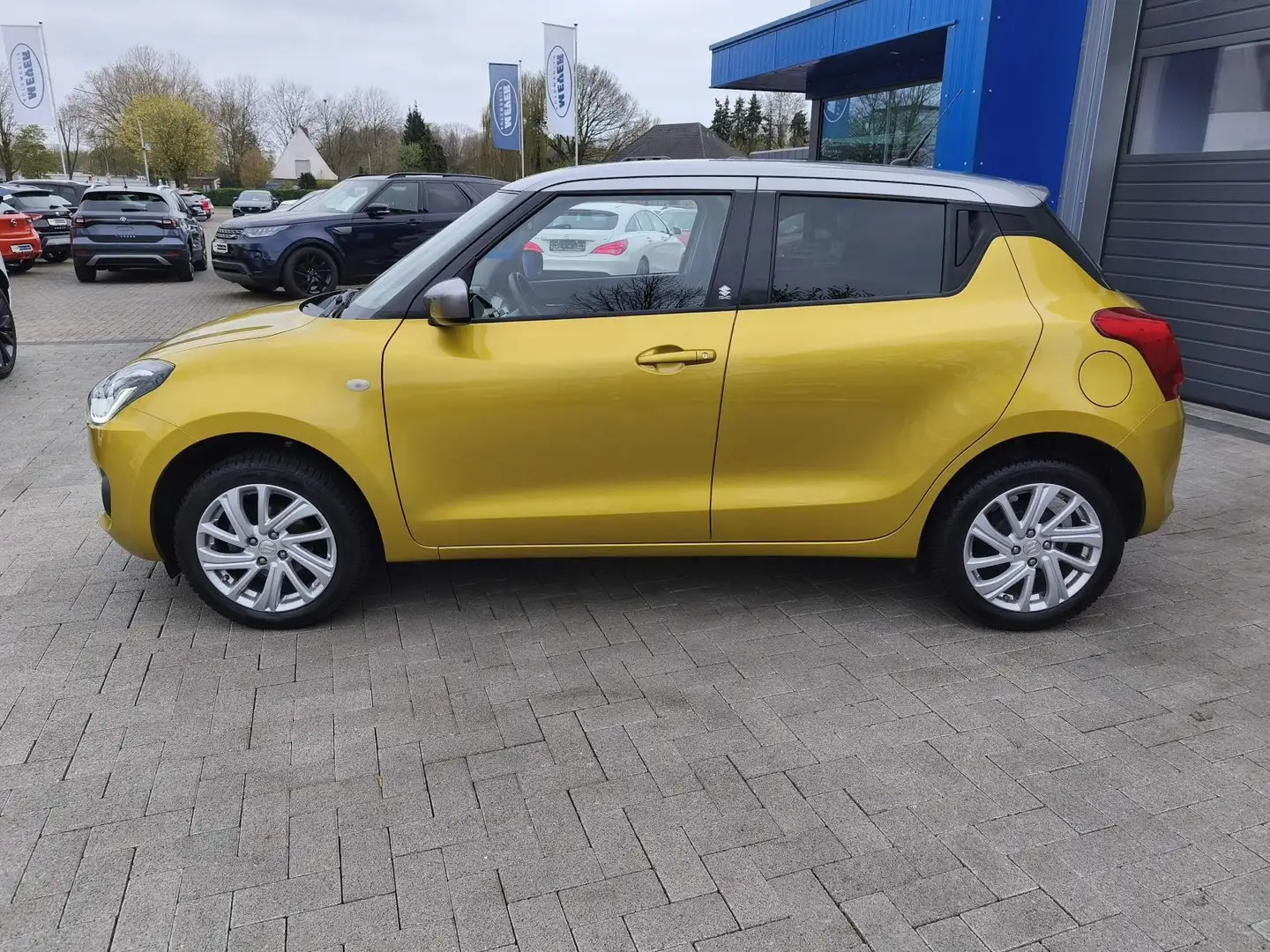 Suzuki Swift Allgrip LED/Carplay/SHZ/Kam/DAB/ Gold - 2
