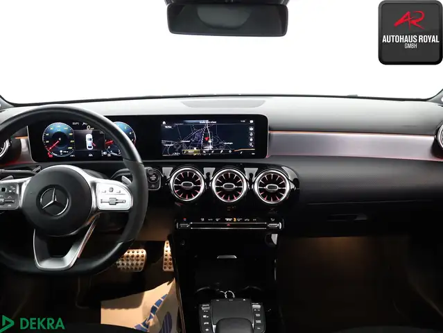 Mercedes-Benz Unknown Model view 9