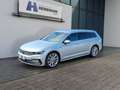 Volkswagen Passat Variant 2.0 TDI Elegance R-Line ergo Navi Silber - thumbnail 1