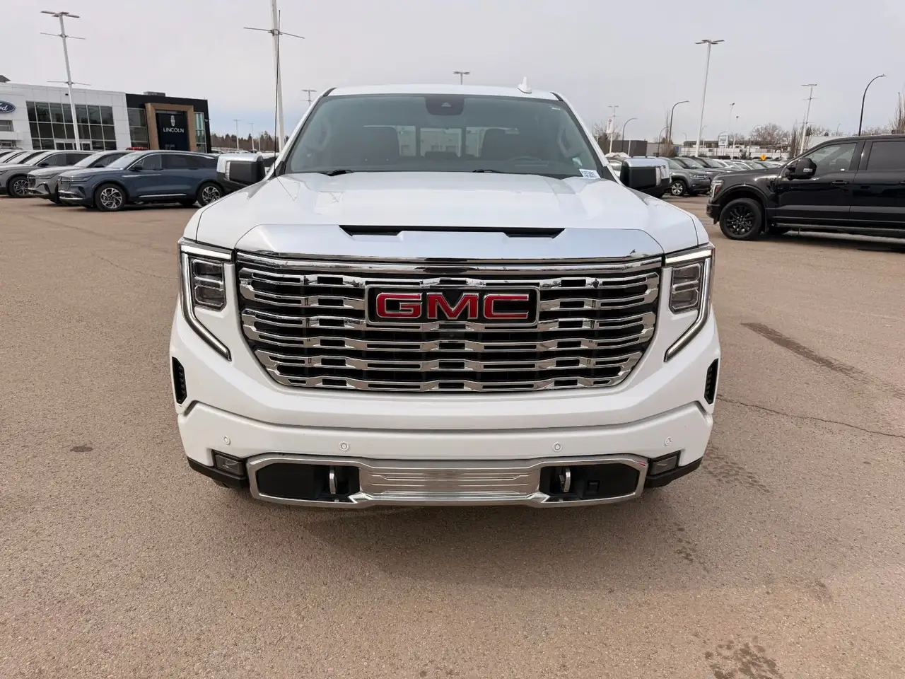 GMC Sierra 1500 снимка GMC Sierra 1500