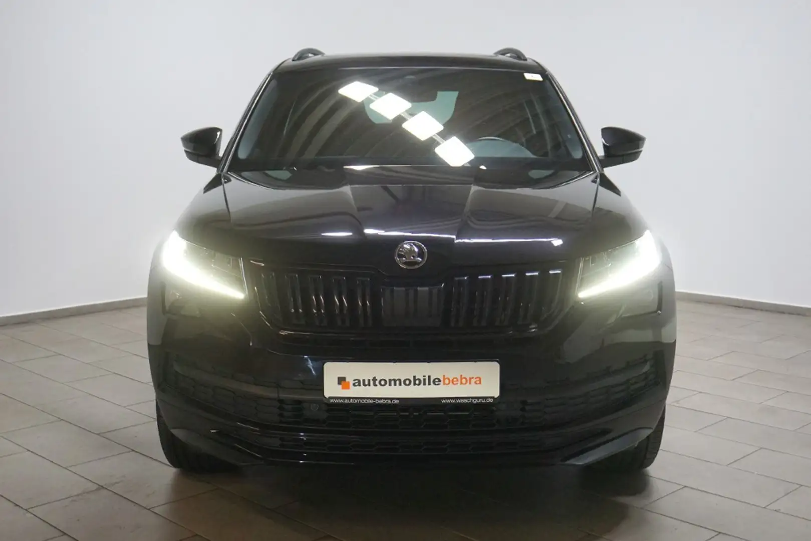 Skoda Kodiaq 1.5TSI DSG Sportpaket Virtual AHK Pano Schwarz - 2
