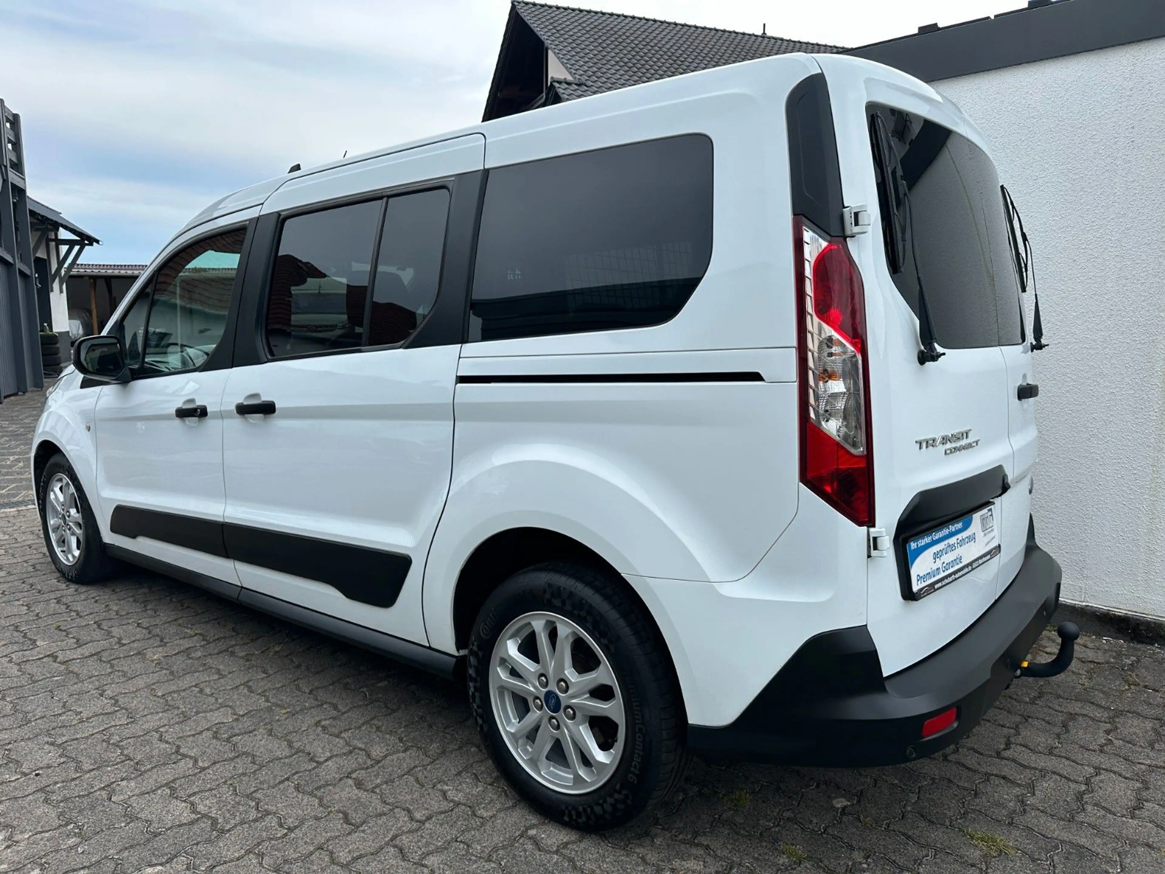 Ford Tourneo Connect Transit Connect lang L2 1,5D 5-Sitze Xenon AHK — photo 6