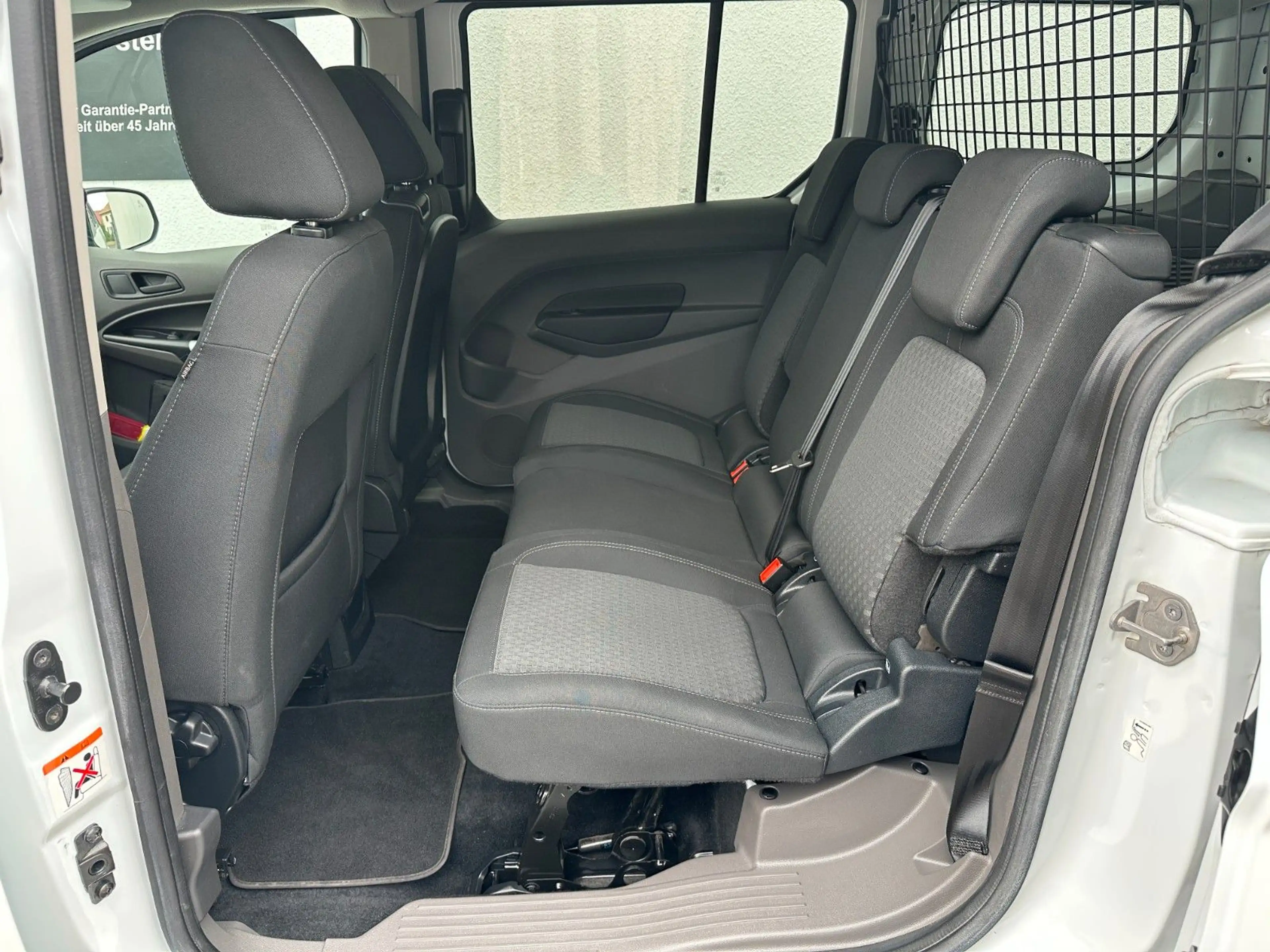 Ford Tourneo Connect Transit Connect lang L2 1,5D 5-Sitze Xenon AHK — photo 4