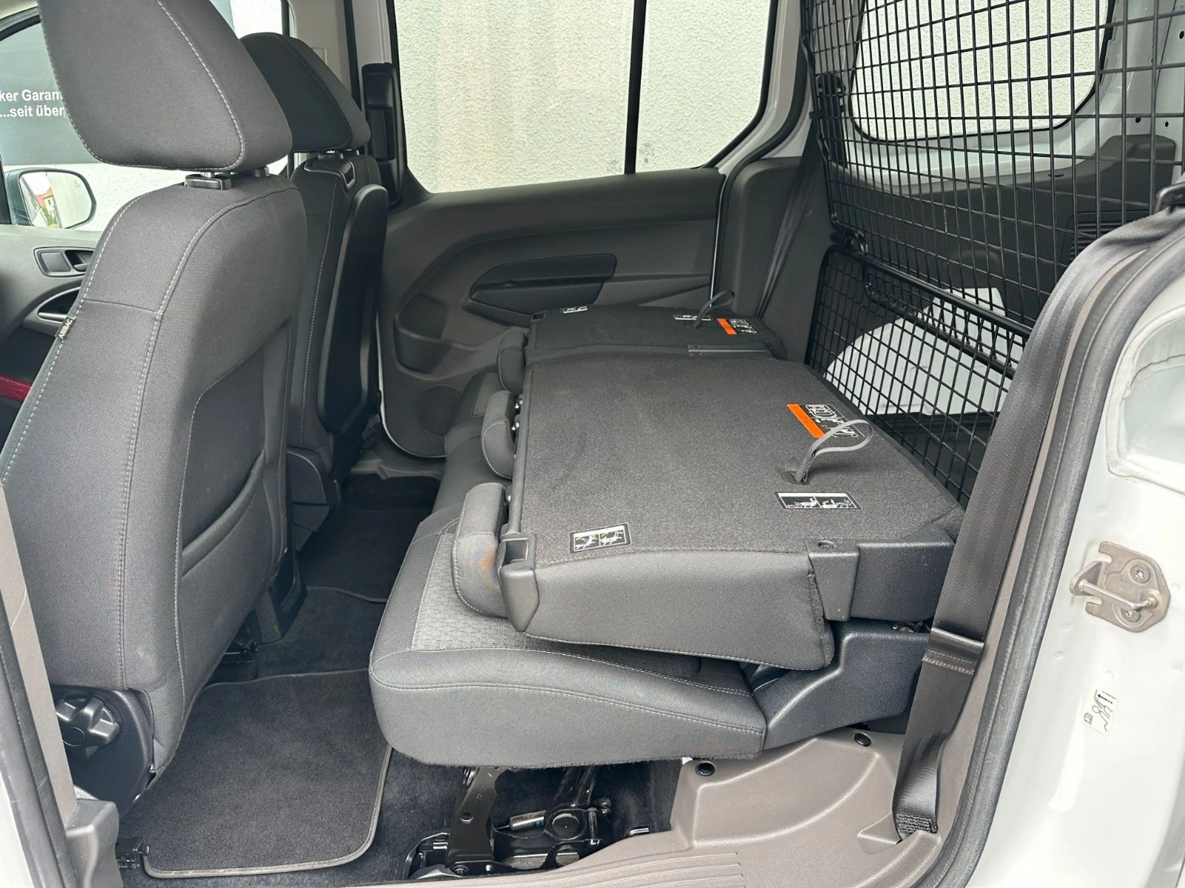 Ford Tourneo Connect Transit Connect lang L2 1,5D 5-Sitze Xenon AHK — photo 15