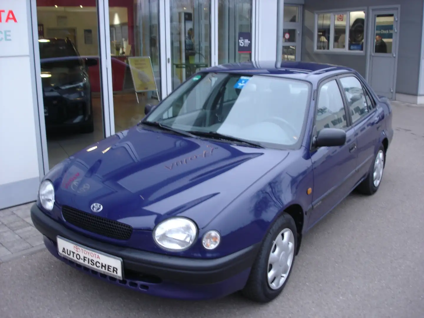 Toyota Corolla Limousine Terra Blau - 2