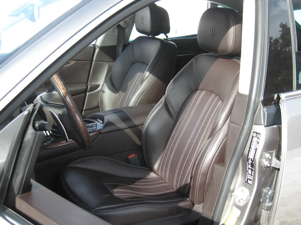 Maserati Levante снимка Maserati Levante