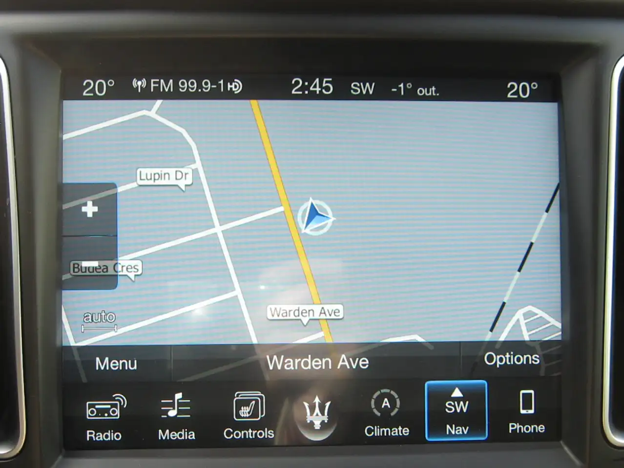 Maserati Levante снимка Maserati Levante