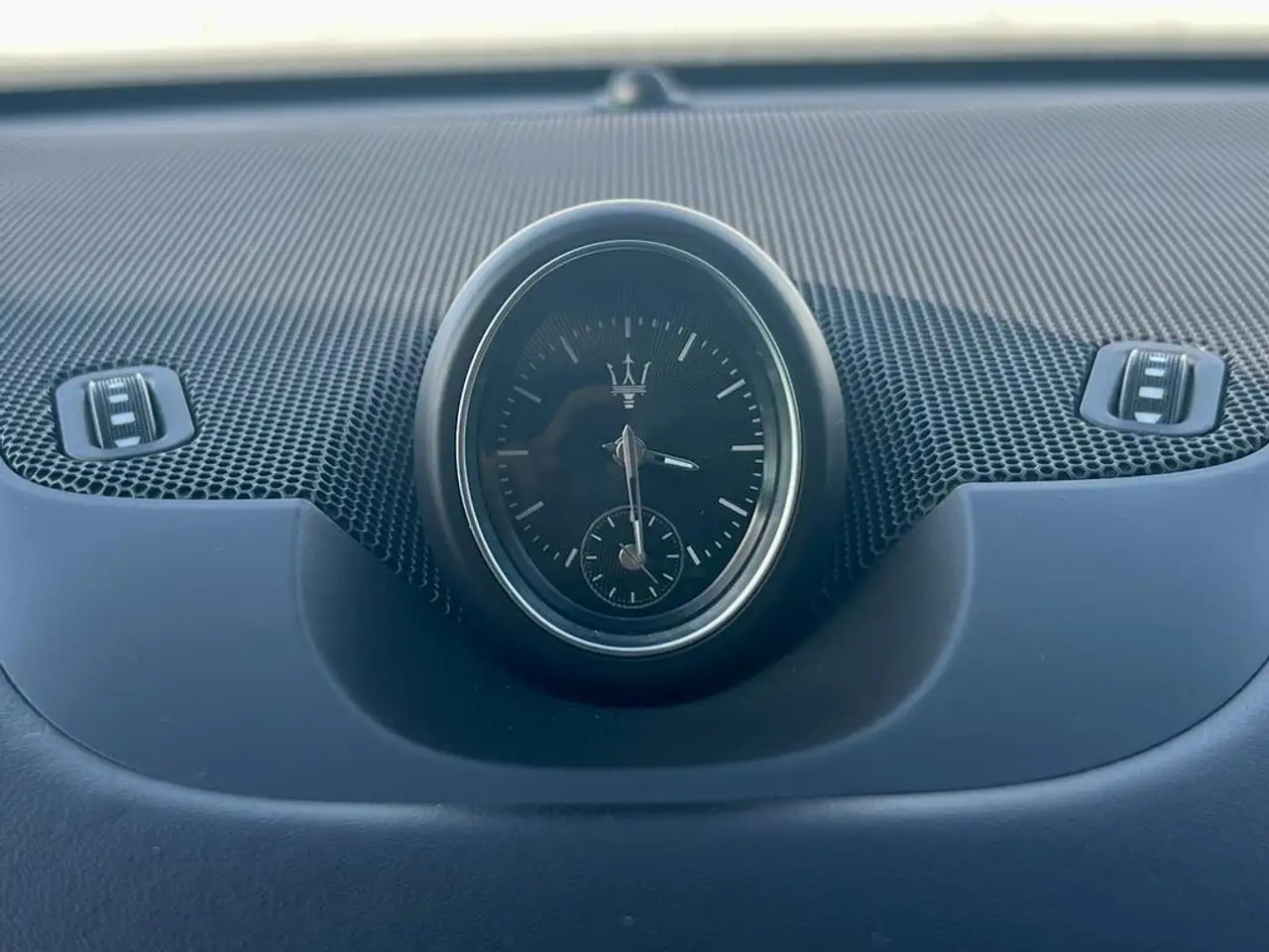 Maserati Levante снимка Maserati Levante