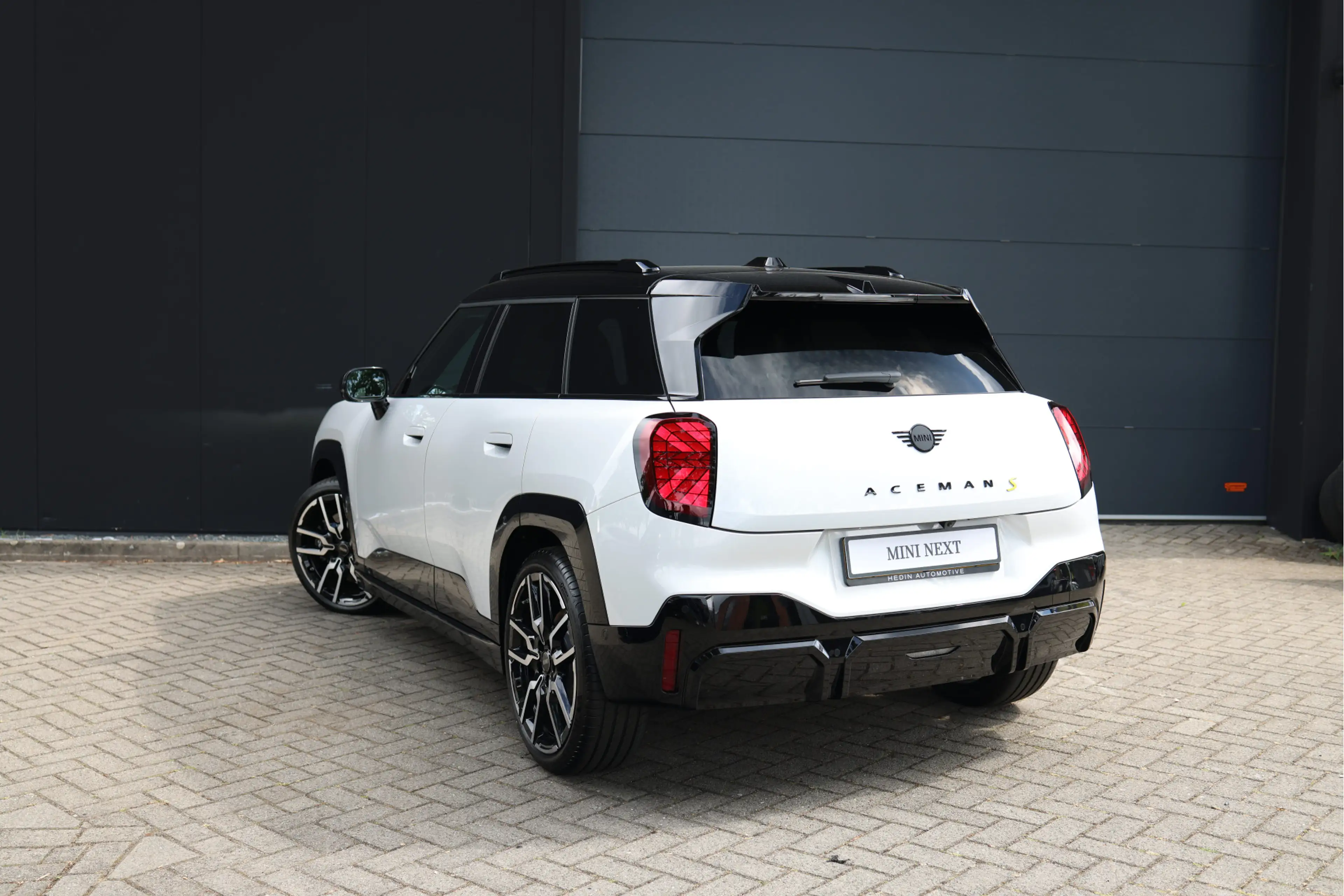 MINI Aceman SE John Cooper Works Pakket M 54.2 kWh | Panoramad — photo 7