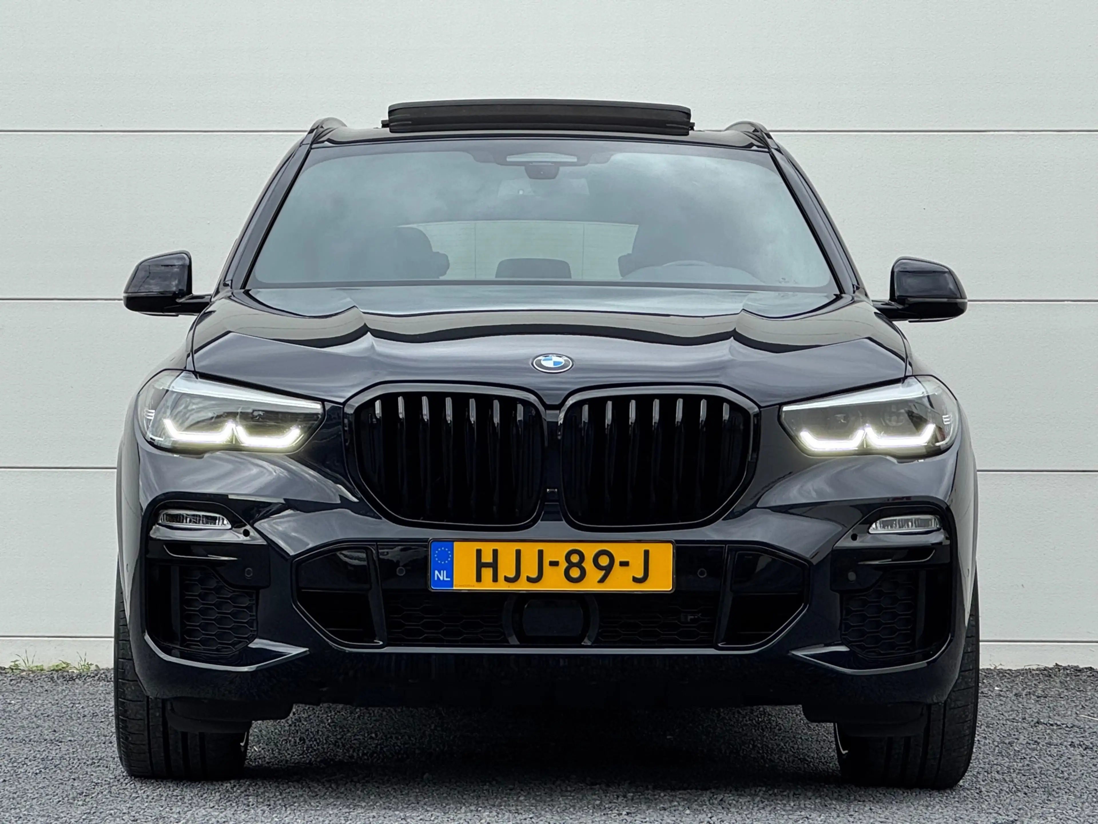 BMW X5 XDrive45e High Exe M-Sport Skylounge HK Softclose — photo 8