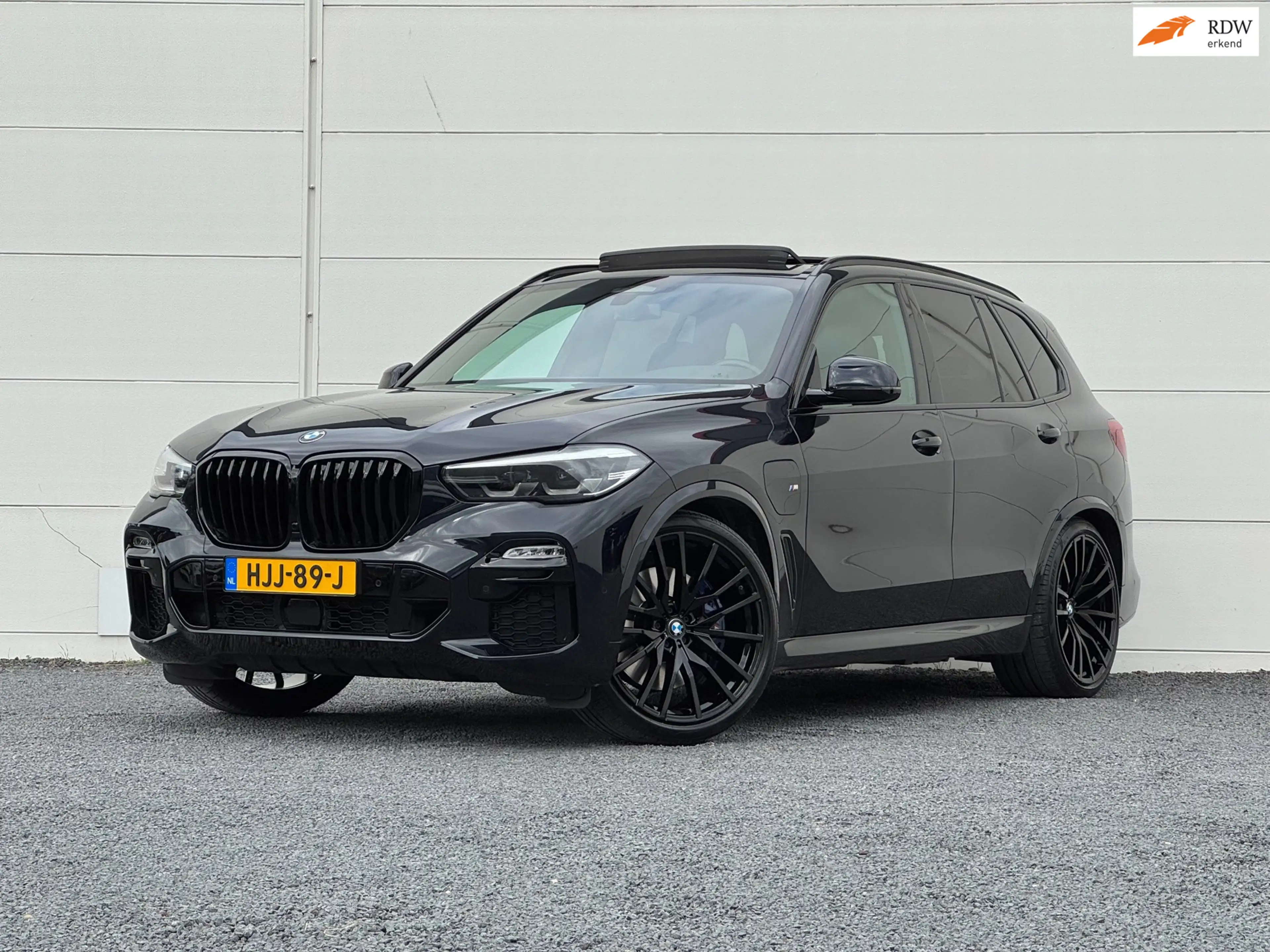 BMW X5 XDrive45e High Exe M-Sport Skylounge HK Softclose