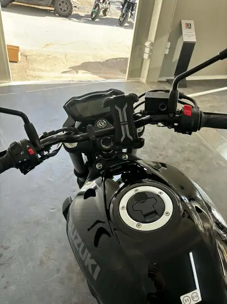 Suzuki SV 650 - foto 5