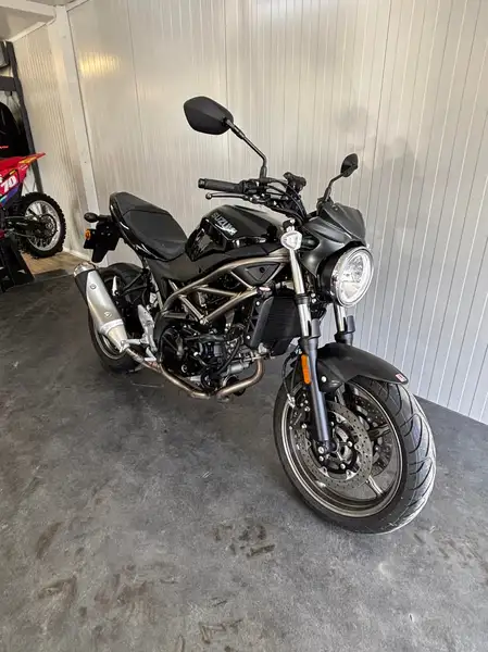 Suzuki SV 650 - foto 2