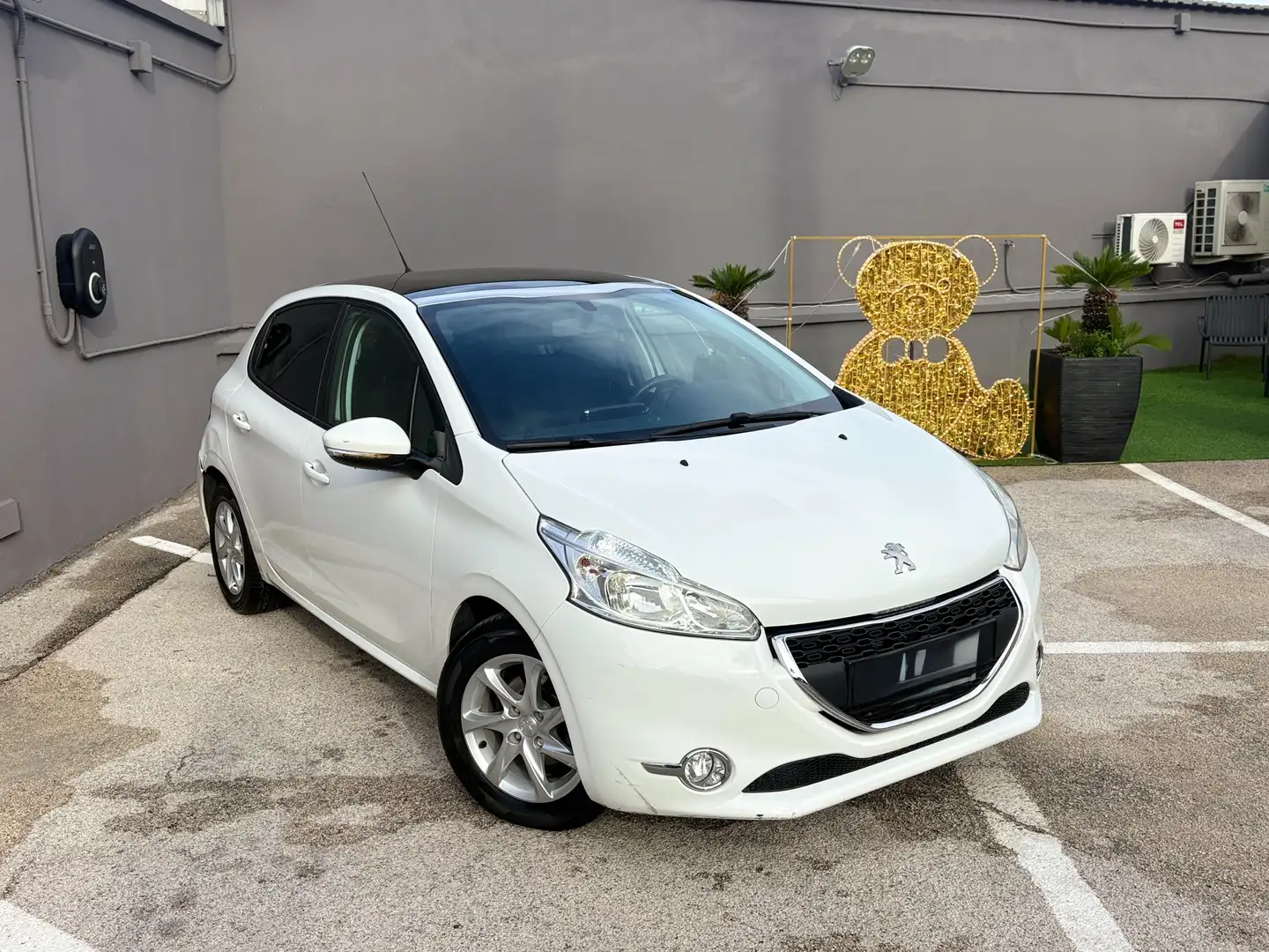 Peugeot 208 208 5p 1.2 vti 12v Allure 80cv TETTO PANORAMICO Bianco - 1