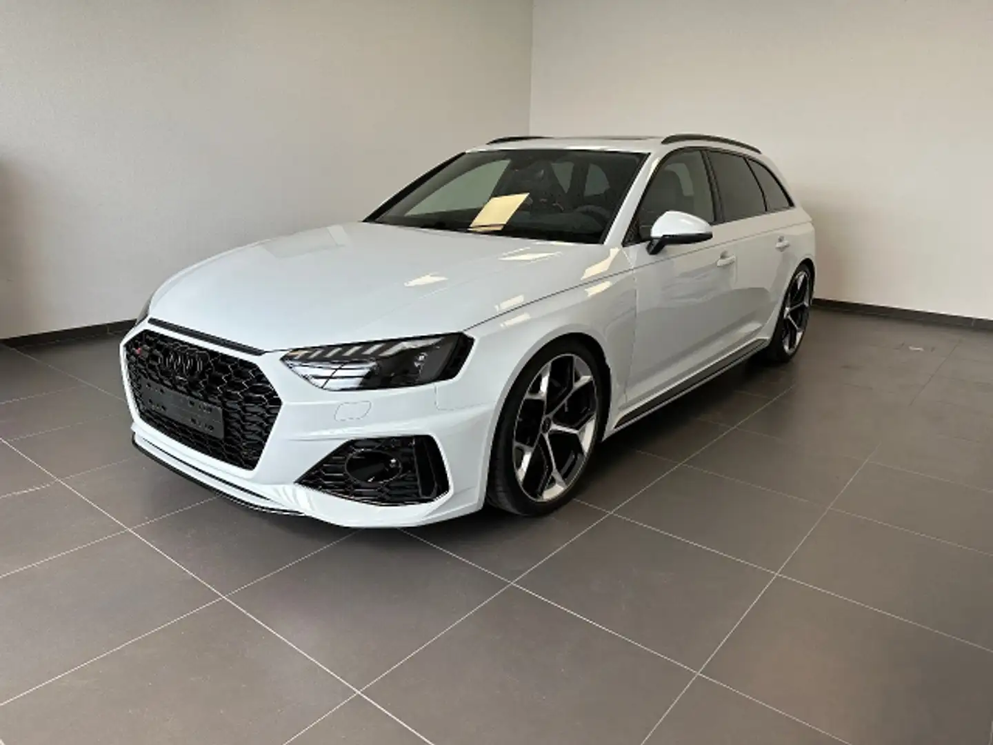 Audi RS4 Avant 2.9 TFSI quattro Competition Plus, Schalens Weiß - 2