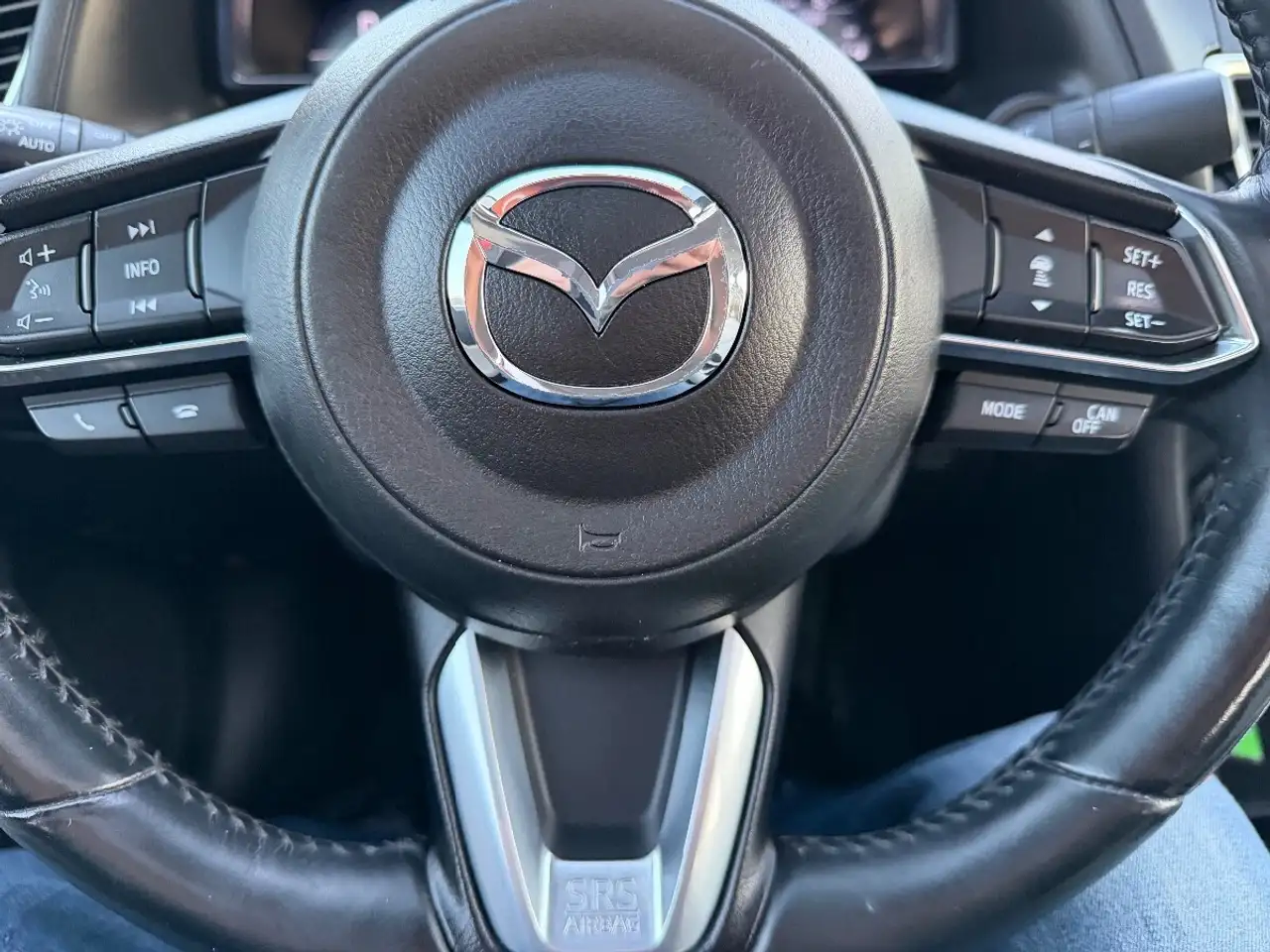 Mazda 3 снимка Mazda 3