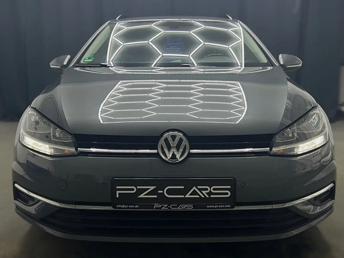 Volkswagen Golf VII 1.6 TDI FL|Touch|AbTemp|PDC|Sitzhz|AHKs Grau - 2