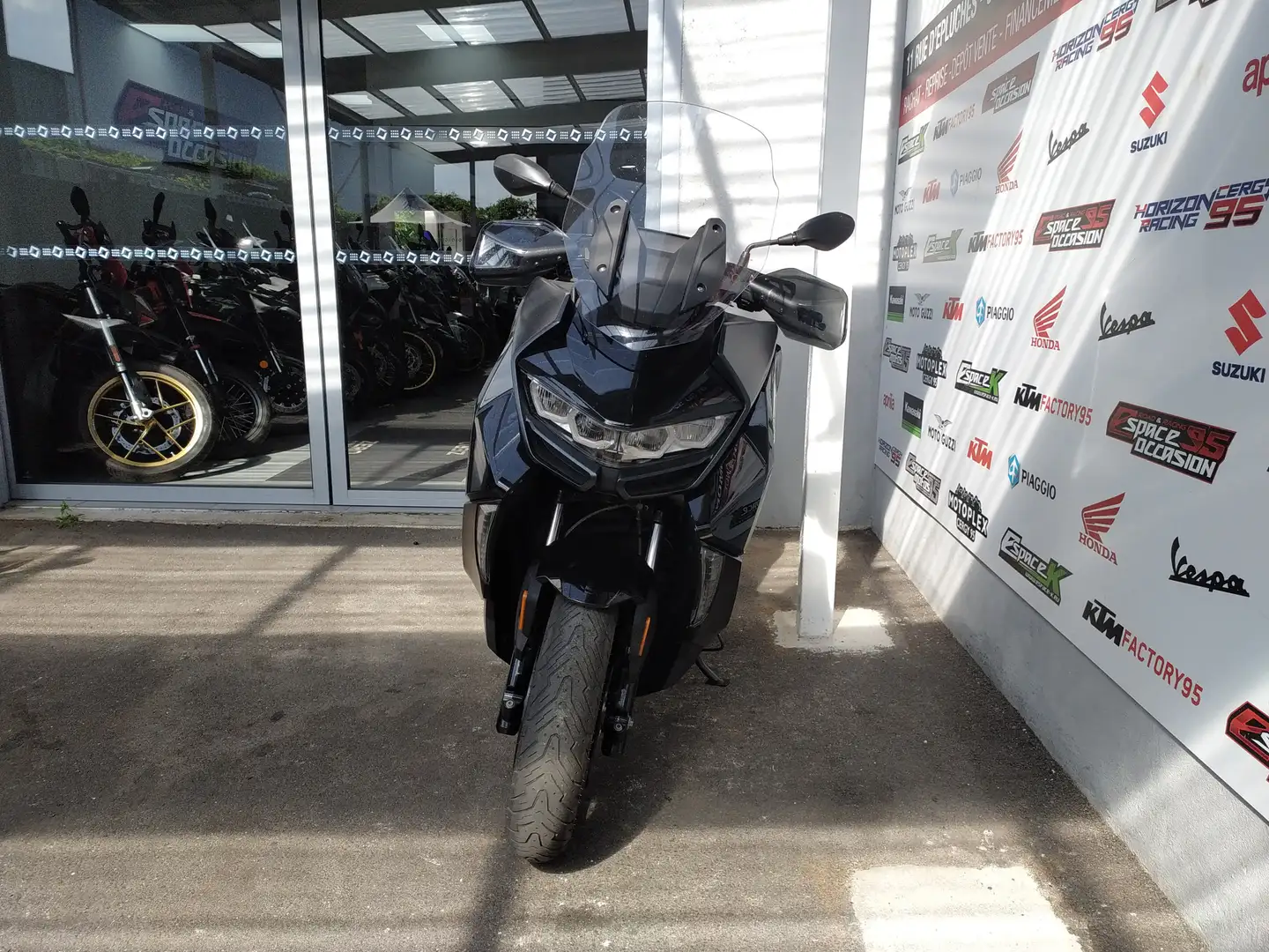BMW C 400 GT Noir - 2