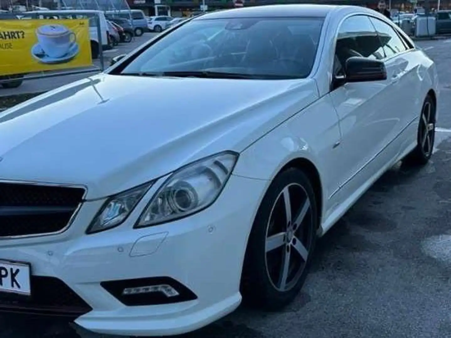 Mercedes-Benz E 250 E 250 BlueEfficiency CDI Aut. Weiß - 1
