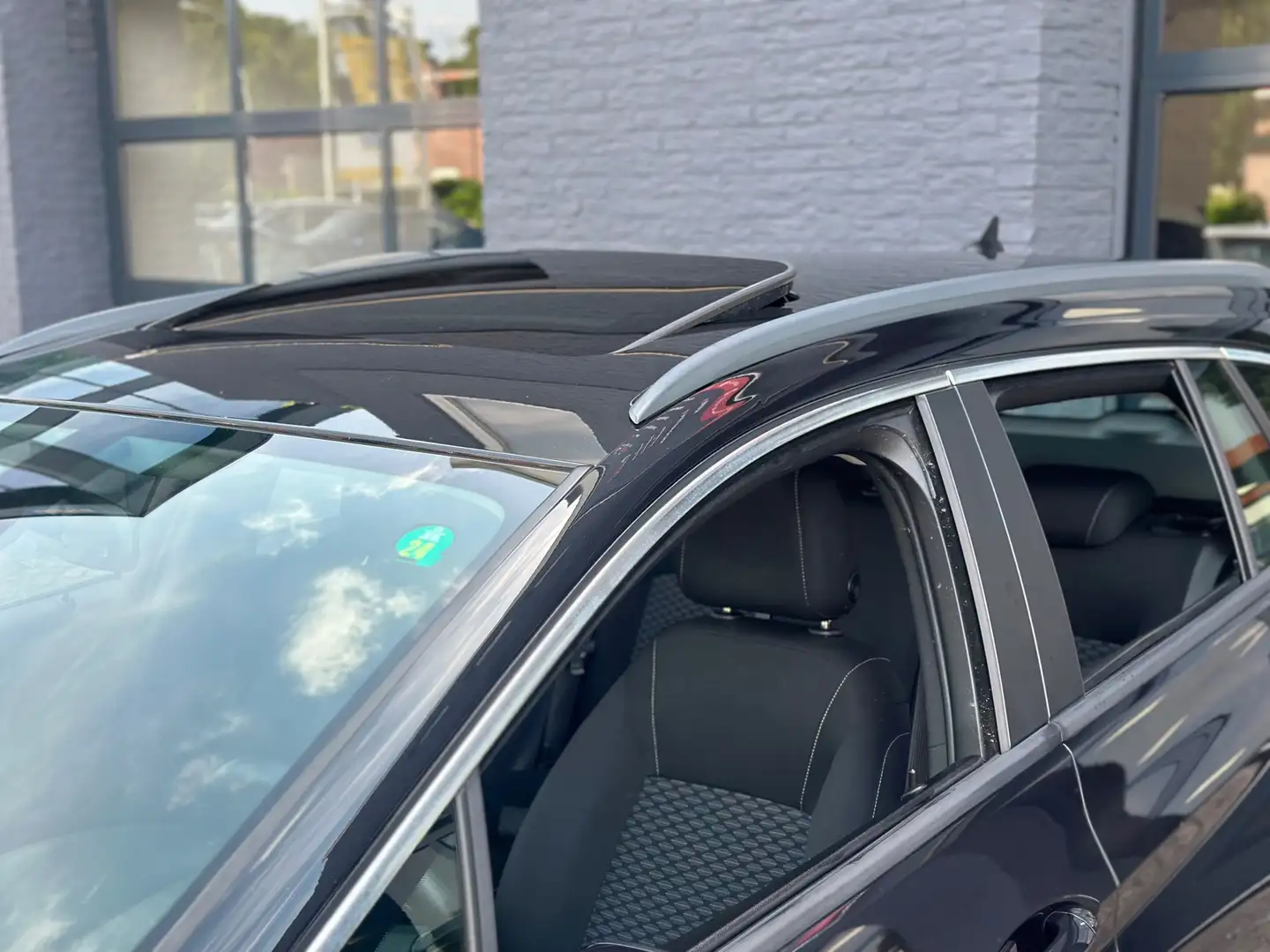 Opel Astra Sports Tourer 1.0 Edition Xenon|Pano|Navi|Cruisec| Noir - 2