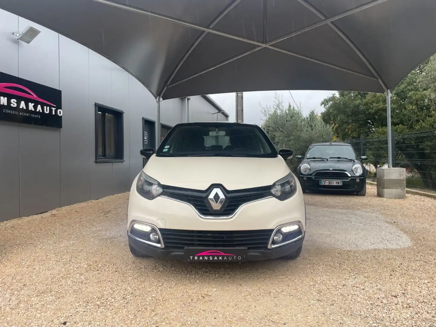 Renault Captur 1.5 dCi 90ch Energy SS eco² Zen / Suivi / Distribution Faite Blanc - 2