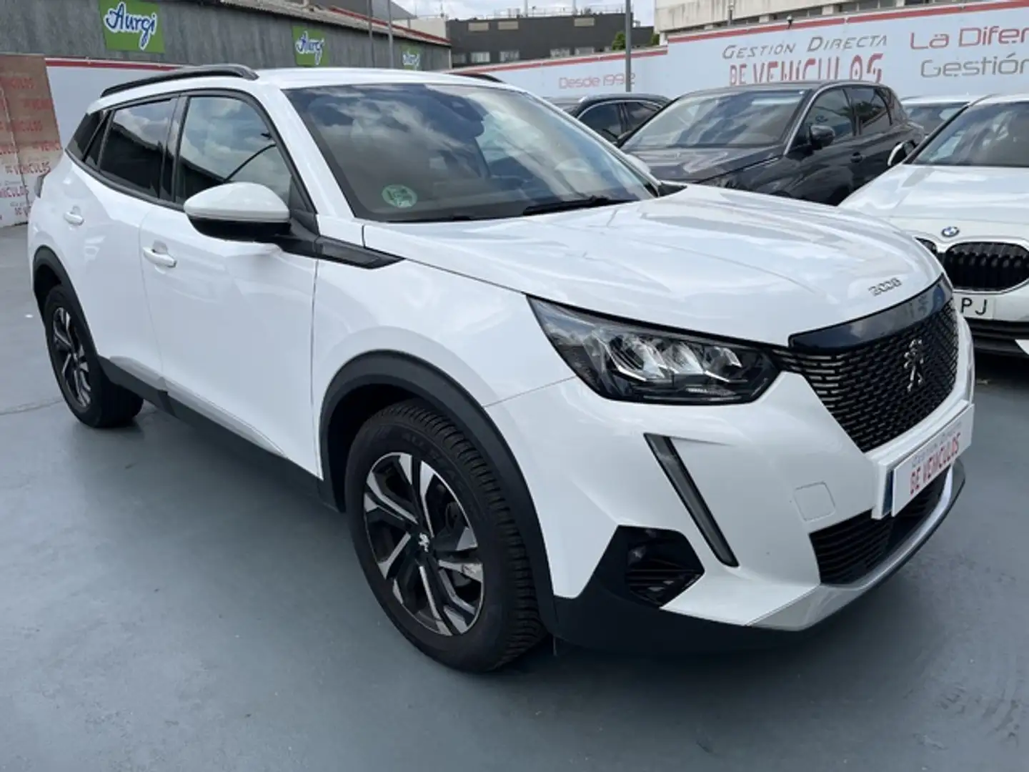 Peugeot 2008 1.5BlueHDi S&S Allure Pack 110 Blanc - 1