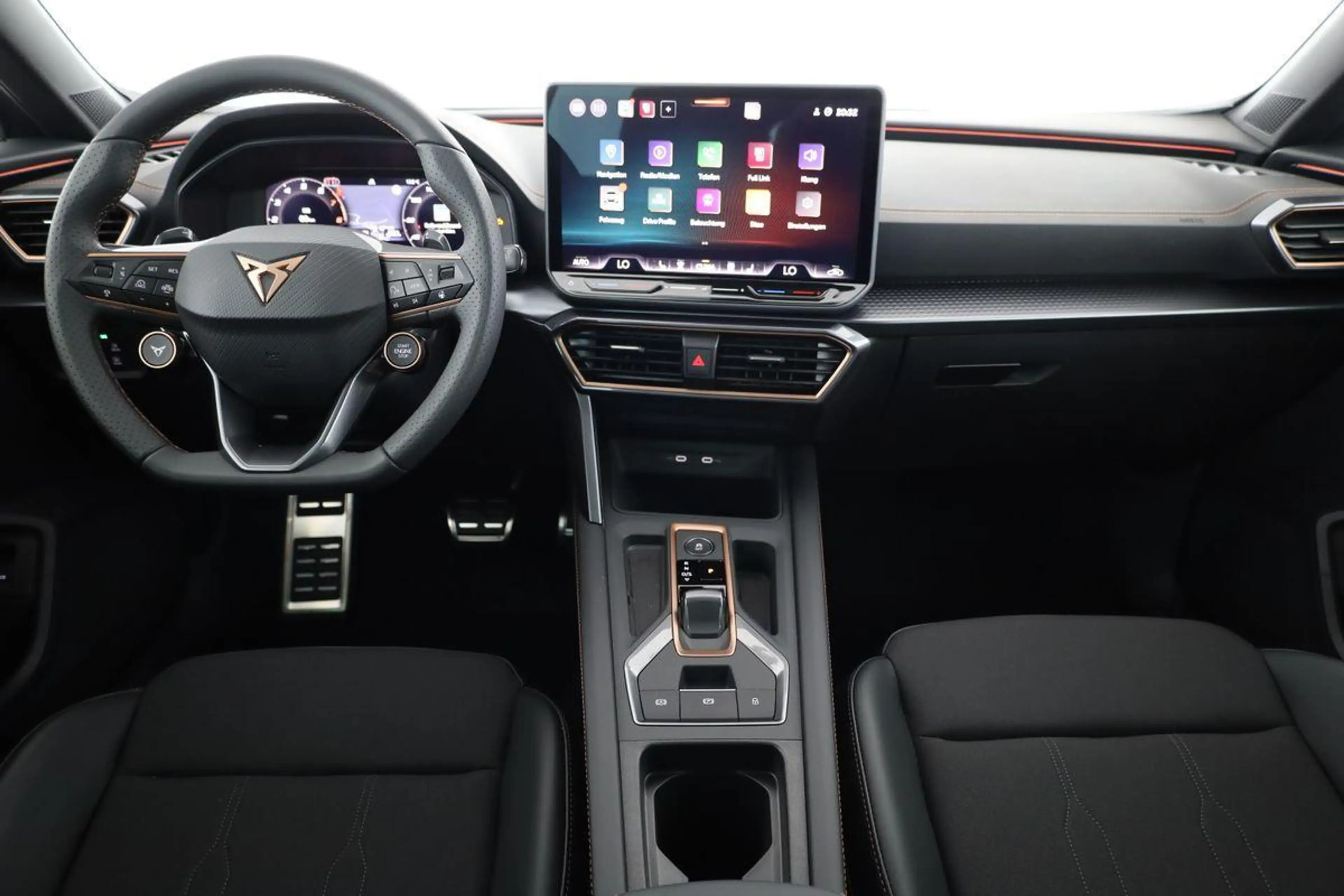 CUPRA Formentor 2.0 TSI 150 kW 4Drive DSG 4Drive, Pano, Navi, M... — photo 4