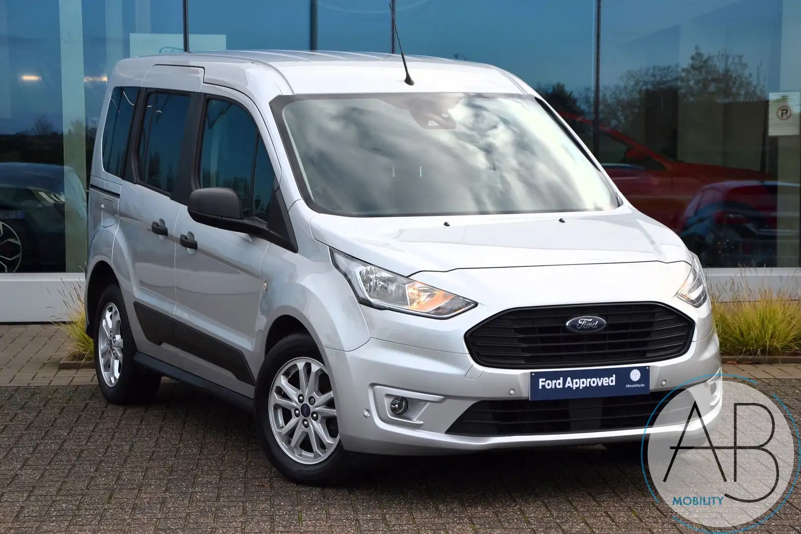 Ford Tourneo Tourneo Connect 1.0i 100pk EcoBoost Trend Argent - 2
