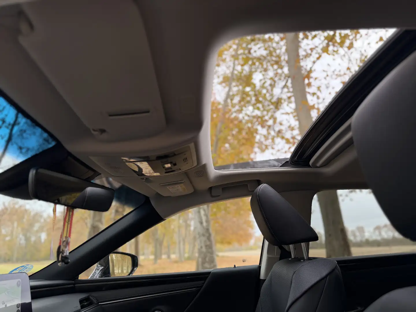 Lexus ES 300 300h Premium - 1