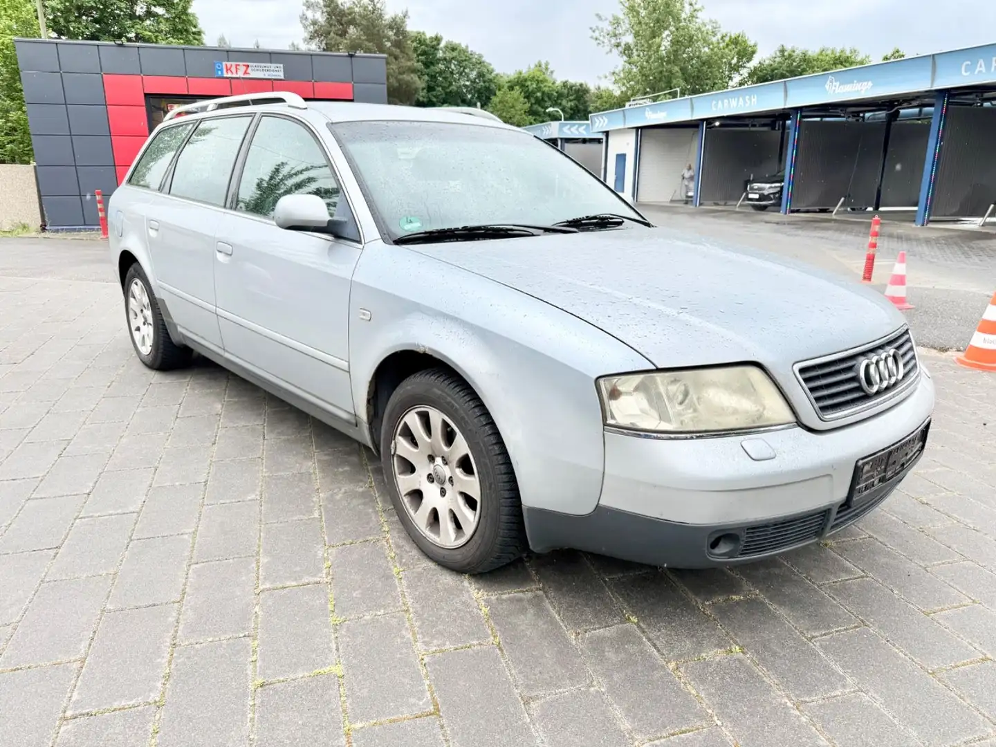 Audi A6 2.4 multitronic Avant Silber - 2