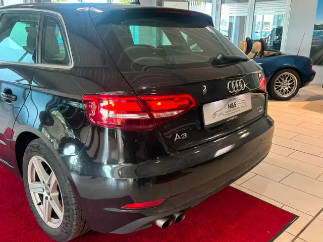 Audi A3 view 4
