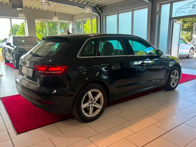 Audi A3 view 7