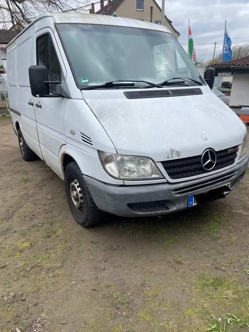 Mercedes-Benz Sprinter - 1