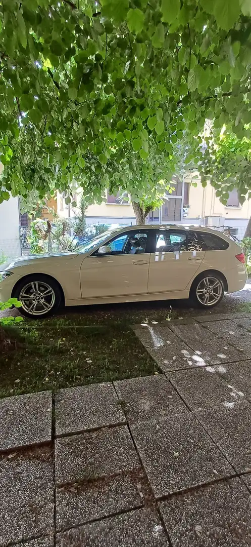 BMW 318 318d Touring - 2