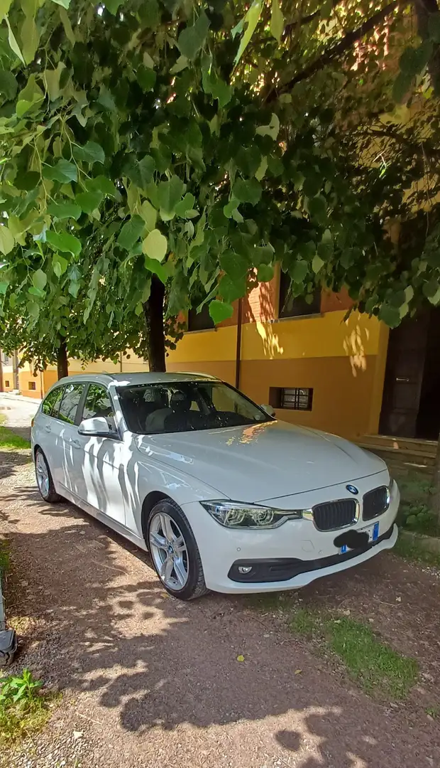 BMW 318 318d Touring - 1