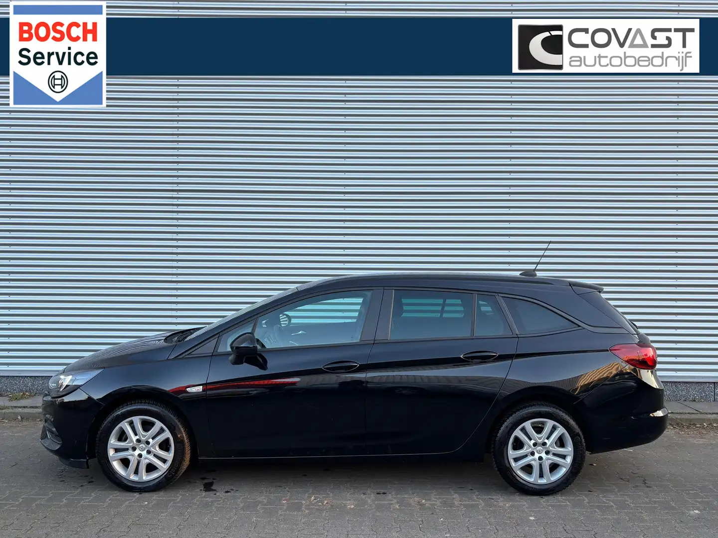 Opel Astra SPORTS TOURER 1.2 Edition 130pk|LED|Carplay/Androi Zwart - 2