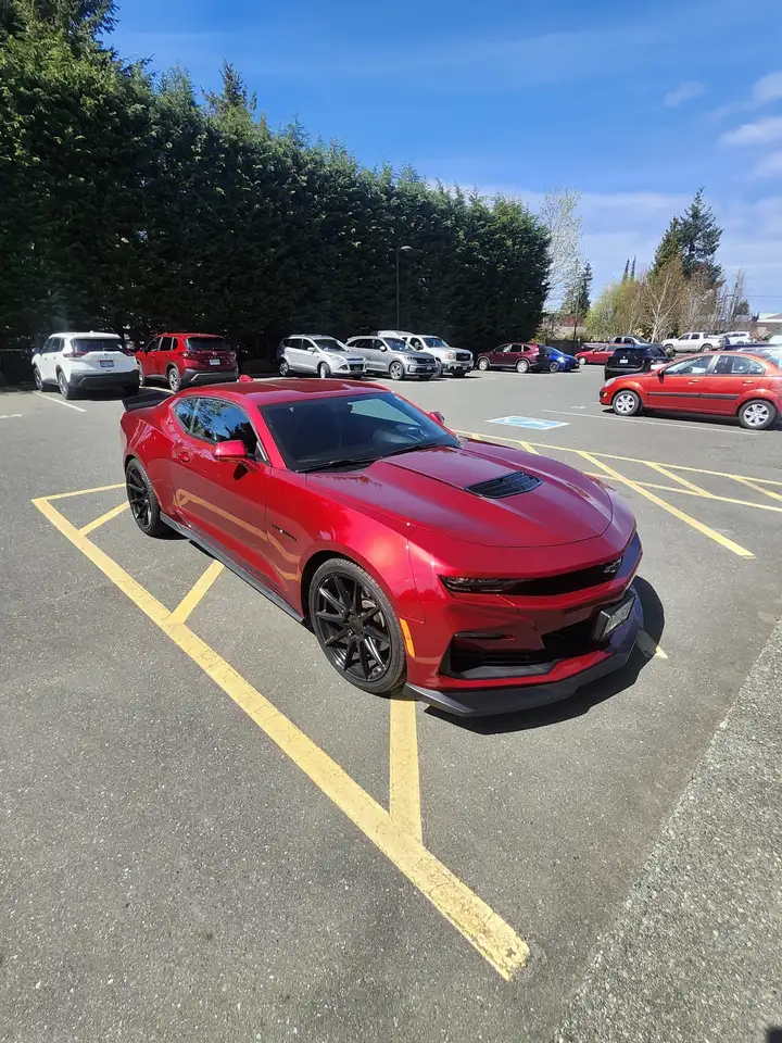 Chevrolet Camaro снимка Chevrolet Camaro