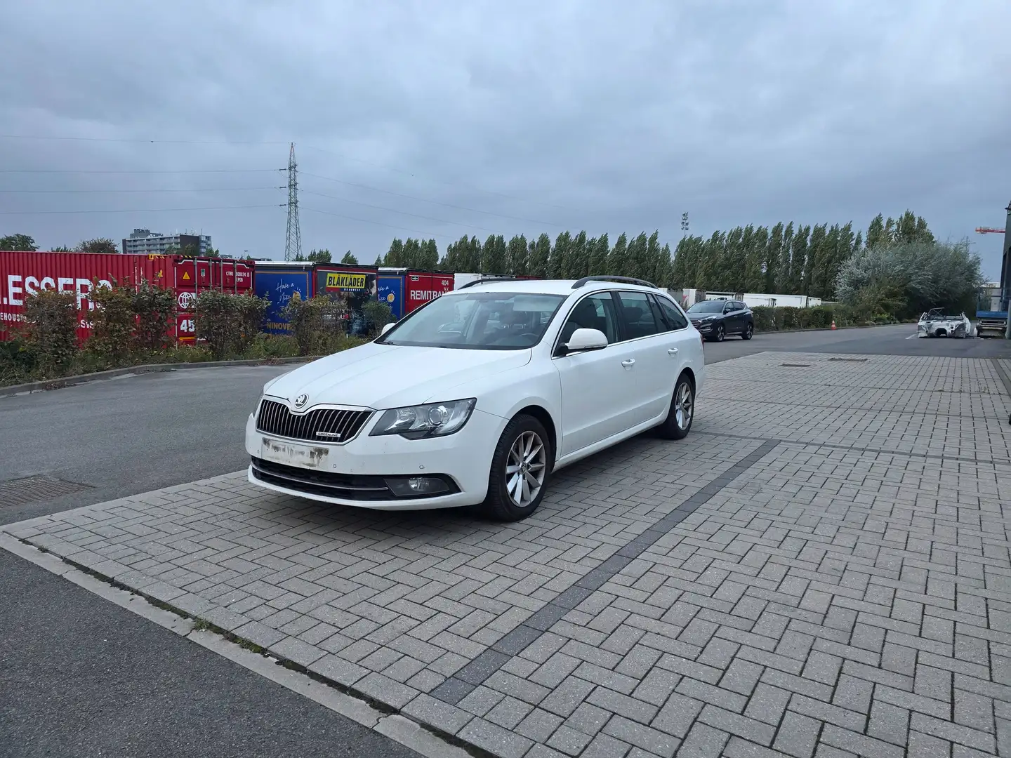 Skoda Superb Superb SW 1.6 CR TDi Active Blanc - 2