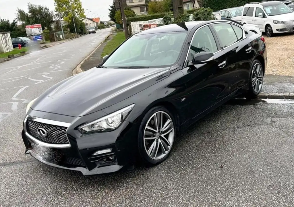 Infiniti Q50
