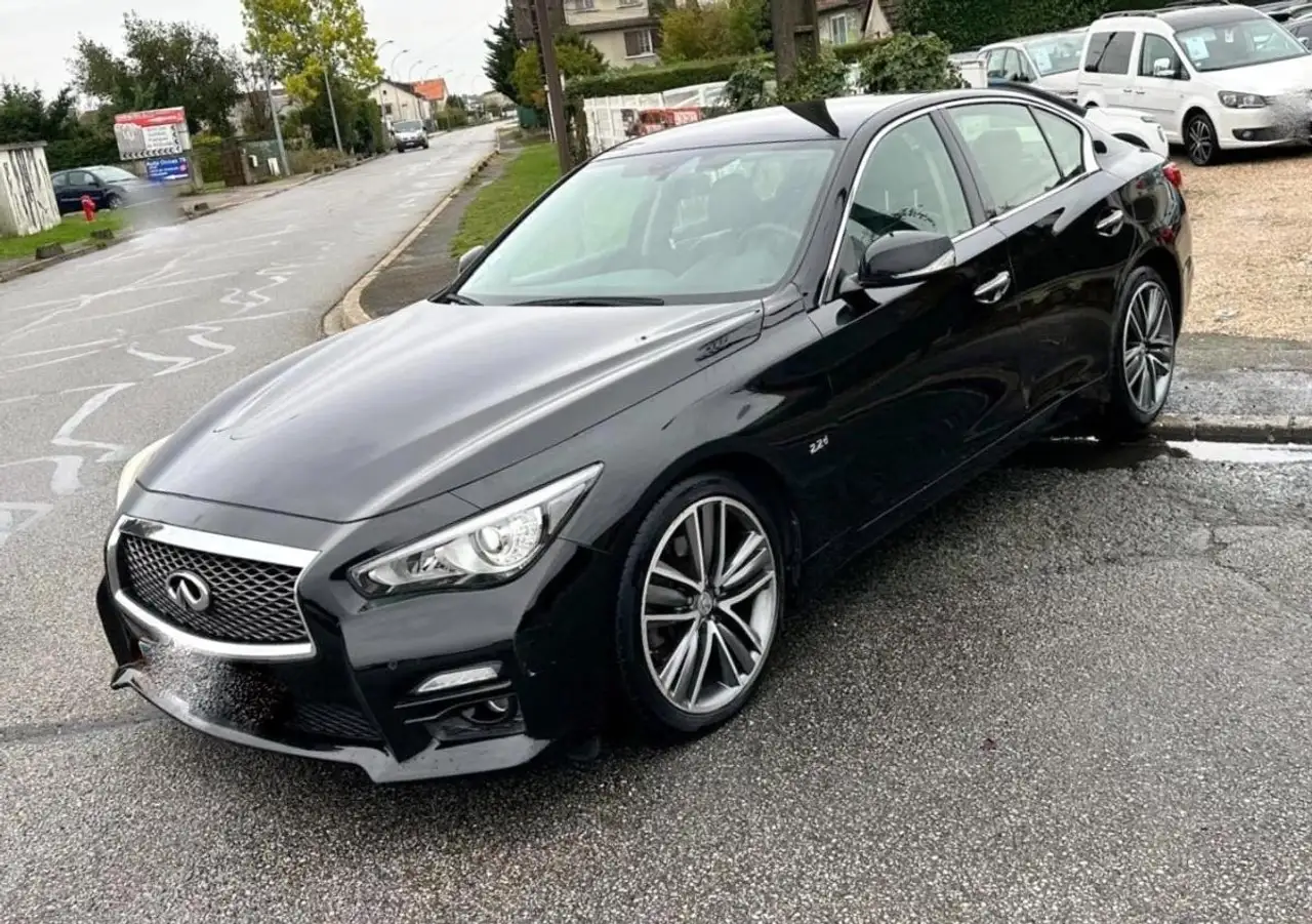 Infiniti Q50