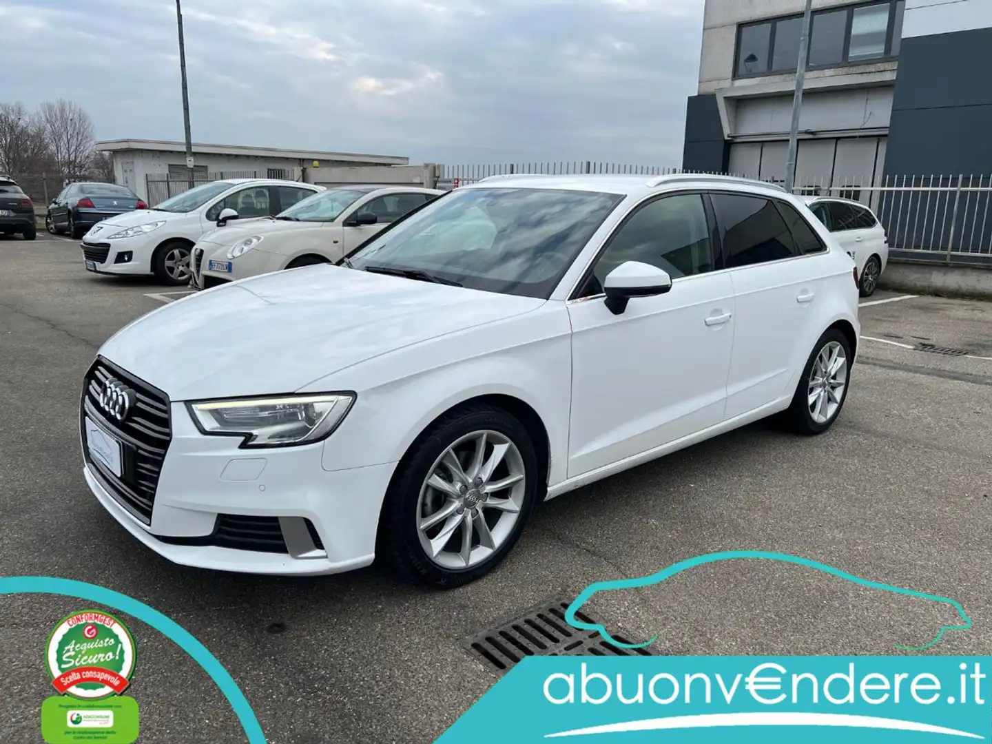 Audi A3 SPB 2.0 TDI Stronic Bus. Sport Cerchi 18" Wit - 1